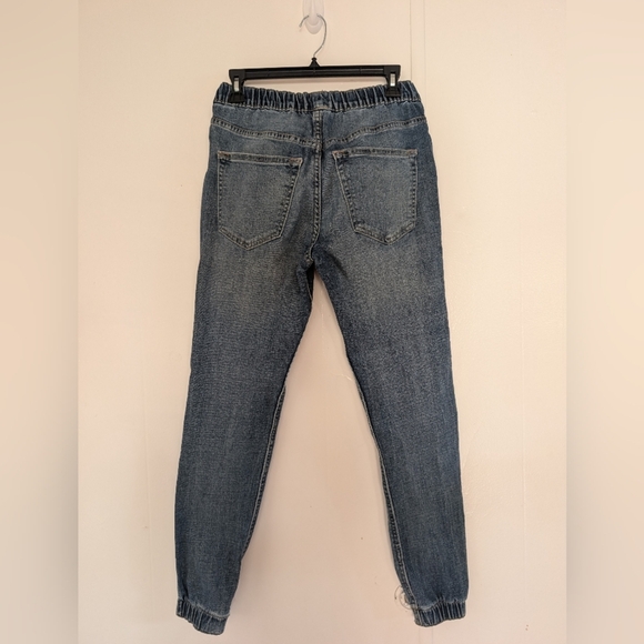 Hollister Relaxed Fit Blue Jeans - Picture 3 of 6